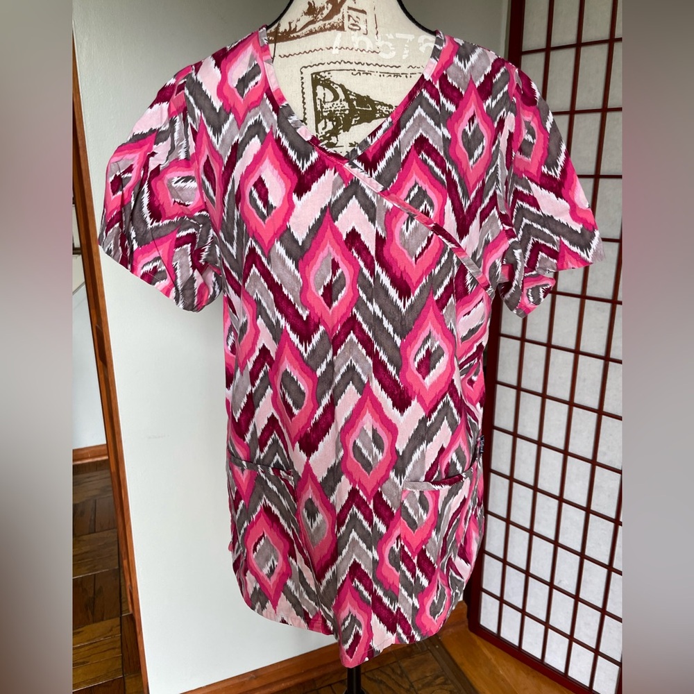 Tafford  Scrub Top, Size S
